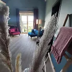 Cha Cha De Loup Luxe - Vakantiewoning Bed and Breakfast Rendeux