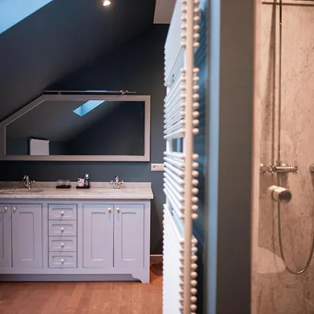 Bed & Breakfast Cha Cha De Loup Luxe - Vakantiewoning Rendeux