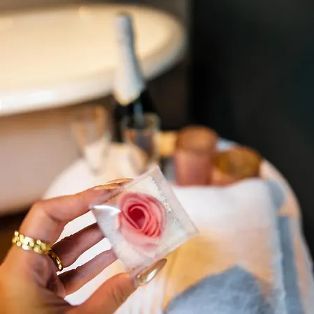 Cha Cha De Loup Luxe - Vakantiewoning Rendeux