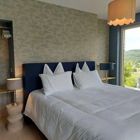 Cha Cha De Loup-b&b-vakantiewoning Met Verwarmd Binnenzwembad En Groot Zonneterras In De Ardennen Rendeux