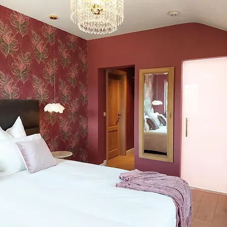 Cha Cha De Loup-b&b-vakantiewoning Met Verwarmd Binnenzwembad En Groot Zonneterras In De Ardennen 4* Rendeux