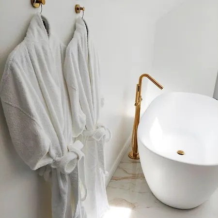 ベッド・アンド・ブレックファスト Cha Cha De Loup Luxe - Vakantiewoning 4*