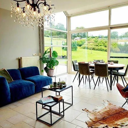 Bed and Breakfast Cha Cha De Loup-b&b-vakantiewoning Met Verwarmd Binnenzwembad En Groot Zonneterras In De Ardennen