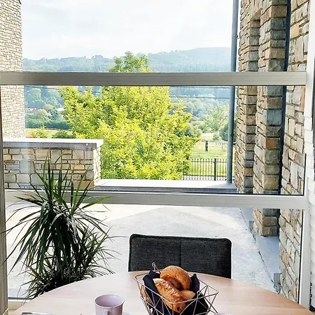 Cha Cha De Loup-b&b-vakantiewoning Met Verwarmd Binnenzwembad En Groot Zonneterras In De Ardennen Bed and Breakfast