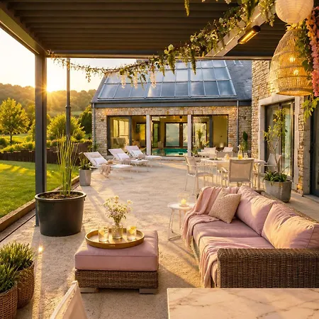 Cha Cha De Loup-b&b-vakantiewoning Met Verwarmd Binnenzwembad En Groot Zonneterras In De Ardennen Bed and Breakfast