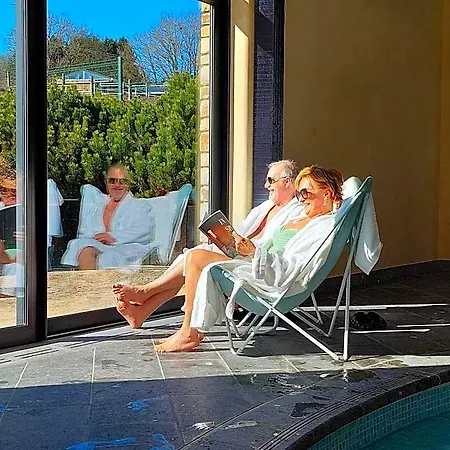 Cha Cha De Loup-Bed And Breakfast-Vakantiewoning- Verwarmd Binnenzwembad En Groot Zonneterras In De Ardennen 4* Rendeux