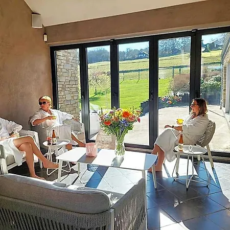 住宿加早餐酒店 Cha Cha De Loup-b&b-vakantiewoning Met Verwarmd Binnenzwembad En Groot Zonneterras In De Ardennen